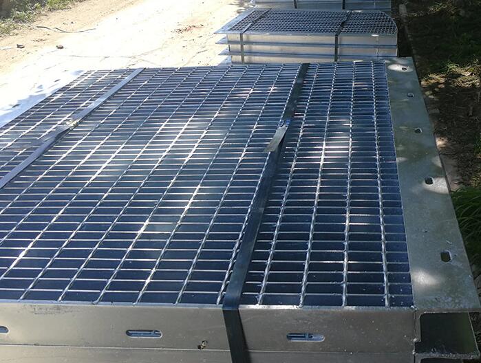 嘉興風(fēng)電塔用鋼格板